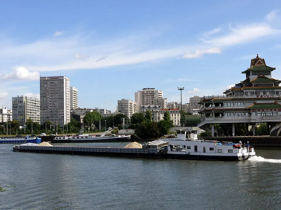 Vue à Alfortville (94140) pour votre Serrurier Porte Blindée