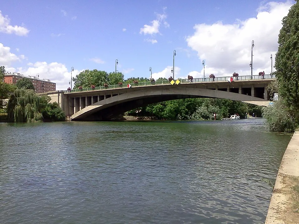 Image à Joinville-le-Pont (94340) pour votre Serrurier Autour de Moi