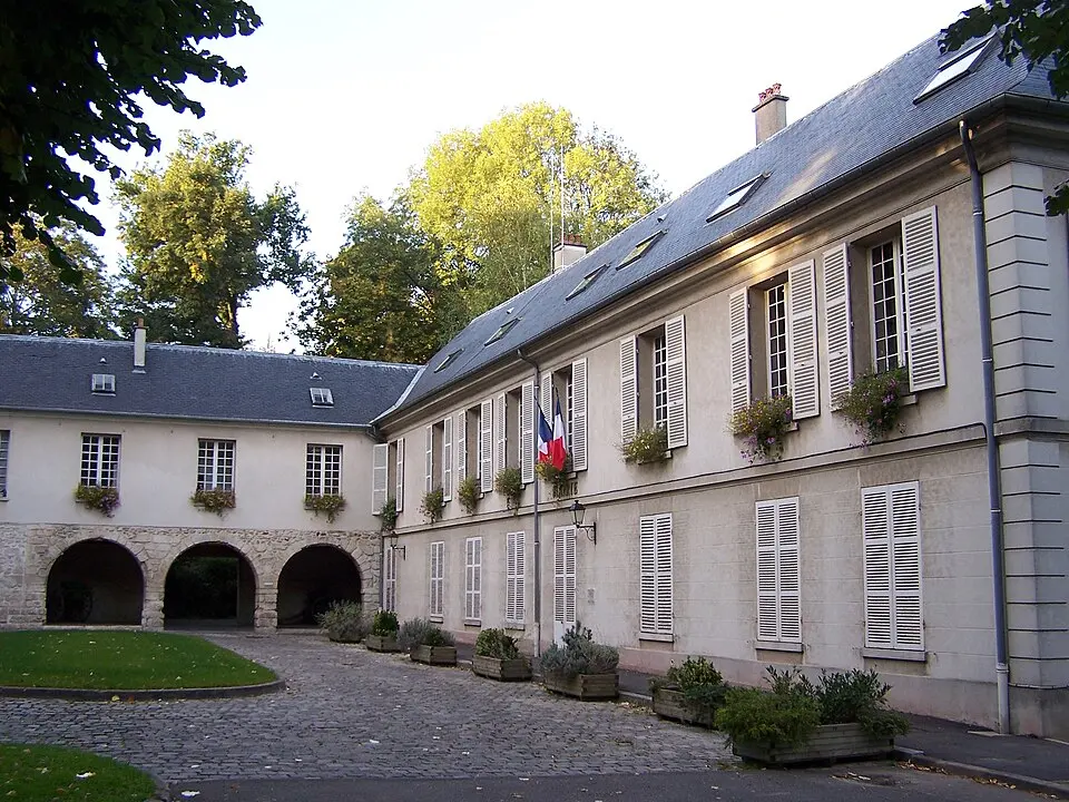 Vue à Étang-la-Ville (78620) pour votre Serrurier Autour de Moi