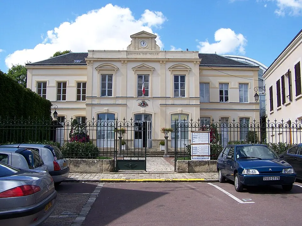 Photographie à Maule (78580) pour votre Serrurier Porte Blindée