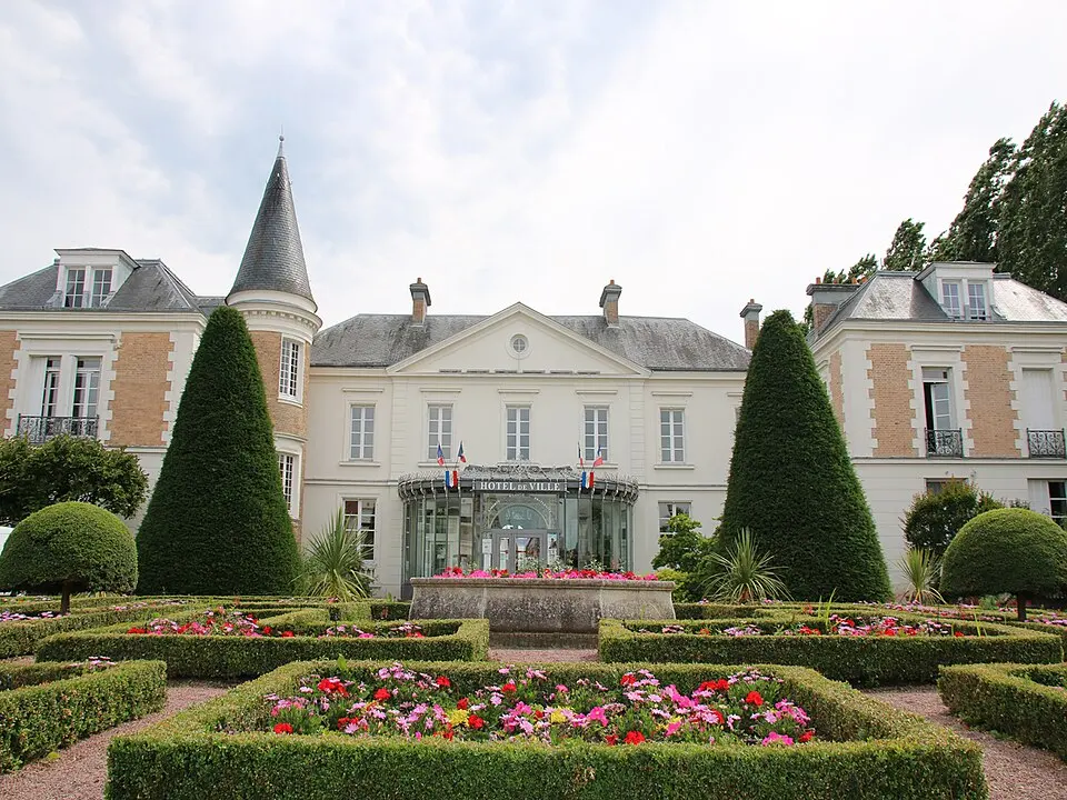 Vue à Roissy-en-Brie (77680) pour votre Serrurier Porte Blindée